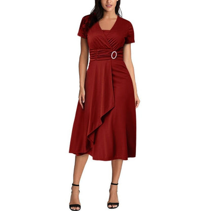 🌸 Rochie cu tiv asimetric și volane