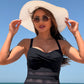 👙✨ Costum de Baie Întreg cu Insertii din Plasă – Eleganță Seducătoare și Stil Unic! 🌊💃