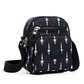 👜✨ Geantă Ușoară și Spațioasă cu Buzunare Multiple – Stil și Organizare Perfectă! 🗝️🏙️