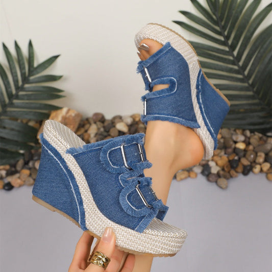 👡 Sandale Denim cu Platformă: Confort, Stil și Versatilitate! ✨