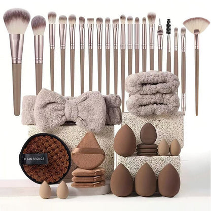 🖌️ Set Complet de Pensule și Bureței pentru Machiaj – Tot Ceea Ce Ai Nevoie pentru un Look Impecabil! ✨