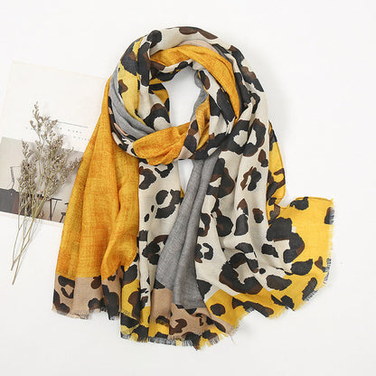 🍂Fall & Winter Warmth, Travel-Ready – Women's Leopard Shawl Scarf ✨