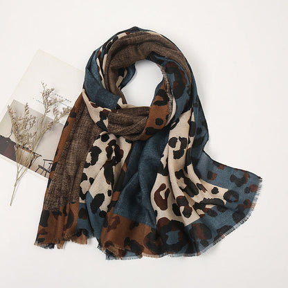 🍂Fall & Winter Warmth, Travel-Ready – Women's Leopard Shawl Scarf ✨